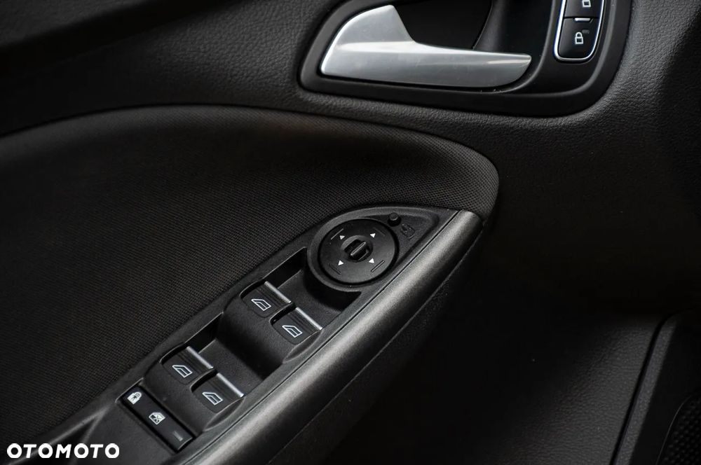 Ford Focus - 20