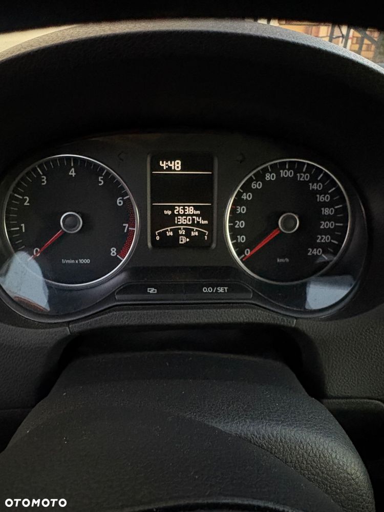 Volkswagen Polo 2009 photo 4