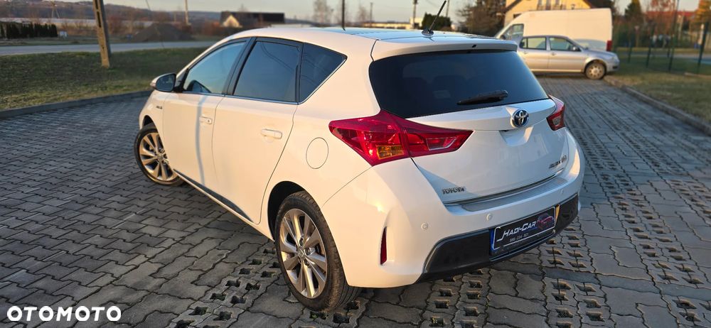 Toyota Auris 1.8 HSD Luna - 4