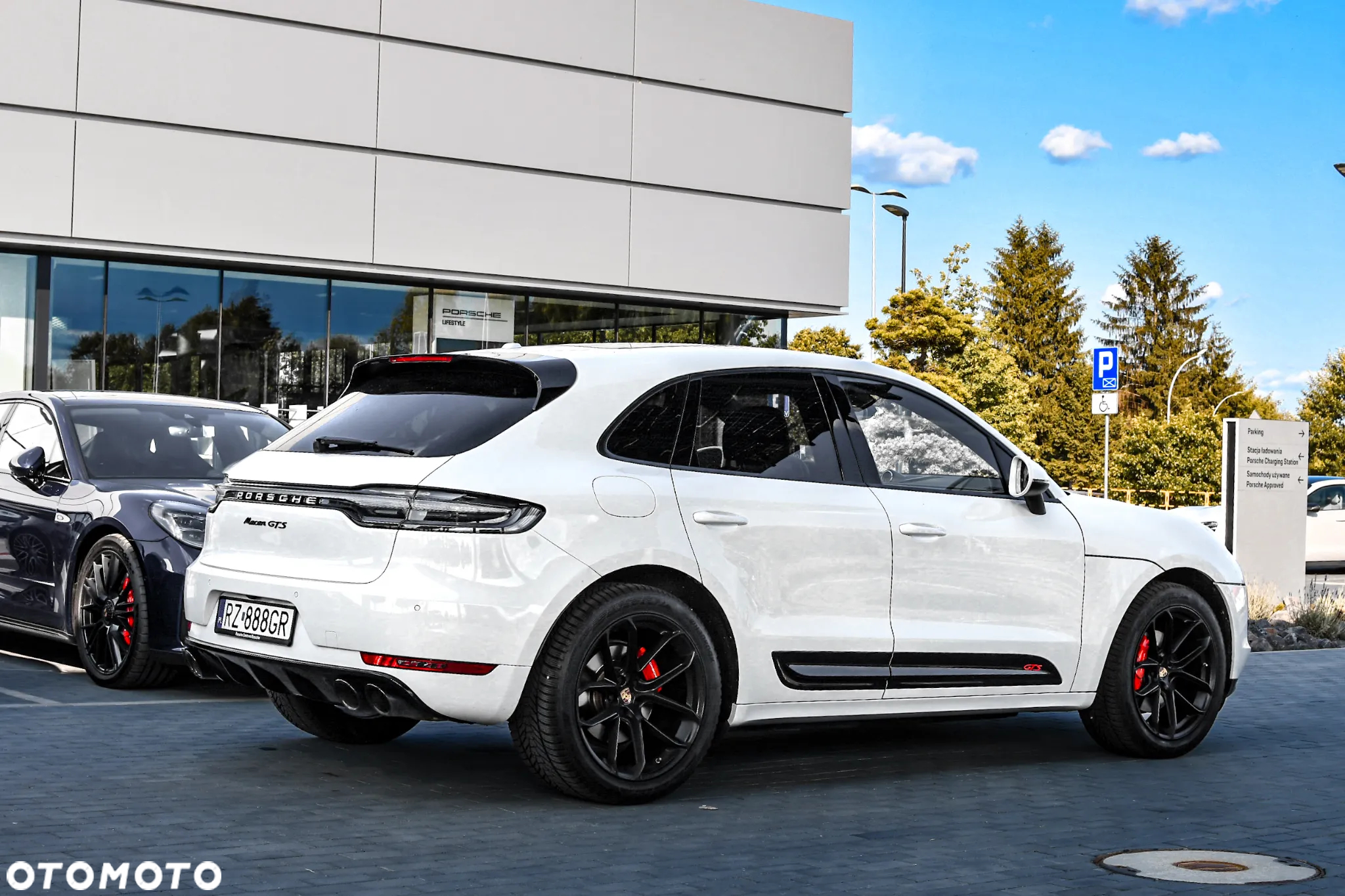 Porsche Macan Standard - 9
