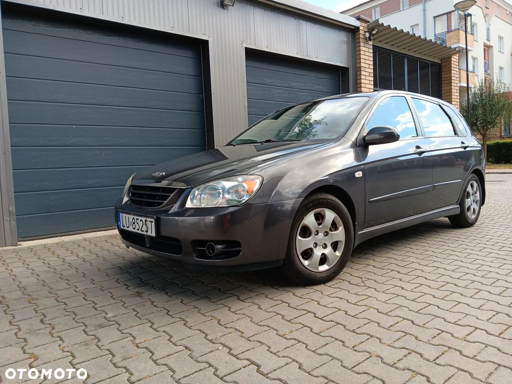 Kia Cerato 1.6 LX / Family - 3
