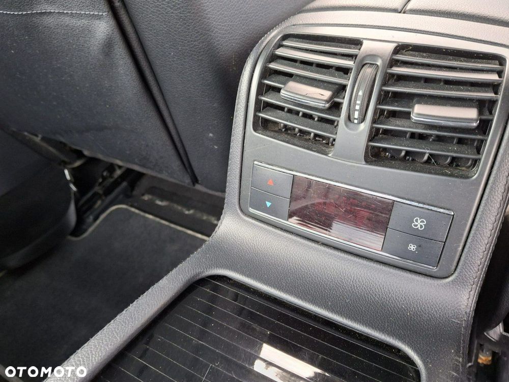 Mercedes-Benz CLS - 19