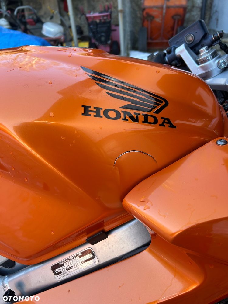 Honda VFR - 6