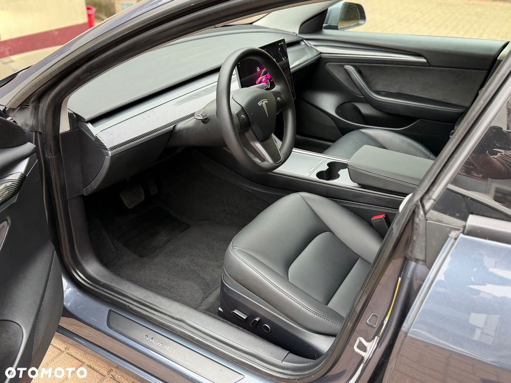 Tesla Model 3 RWD - 15