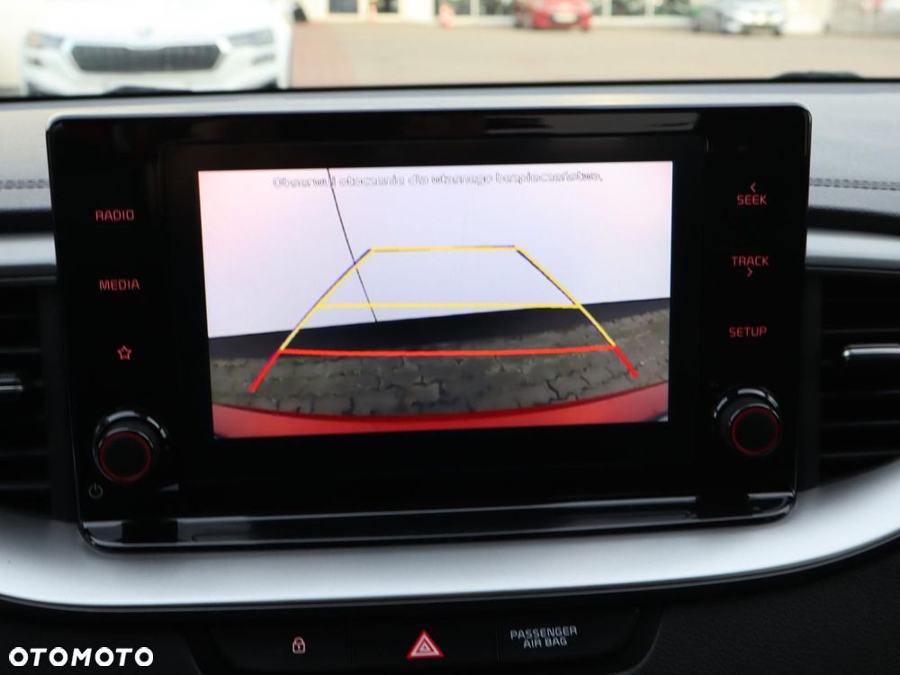 Kia Ceed 1.4 T-GDI M DCT - 16