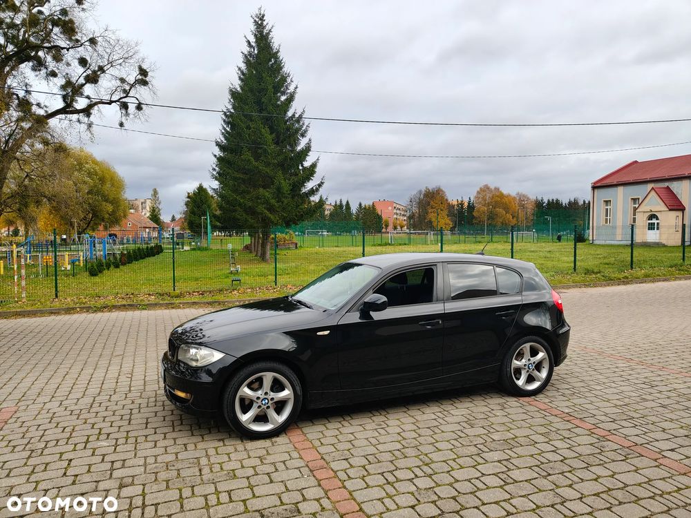 BMW Seria 1 118d Sport Line - 19
