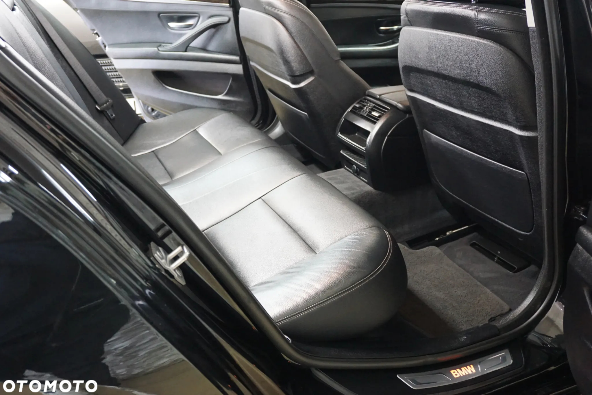 BMW Seria 5 520d xDrive Luxury Line - 26