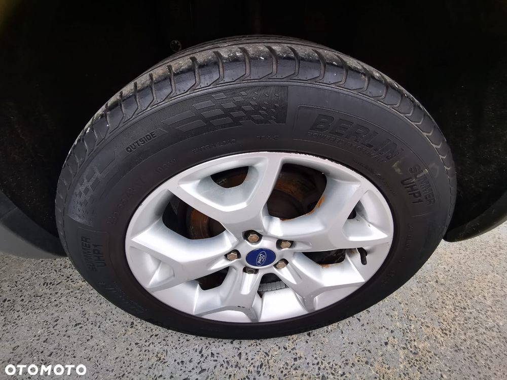Ford Kuga 2.0 TDCi 2x4 Trend - 29