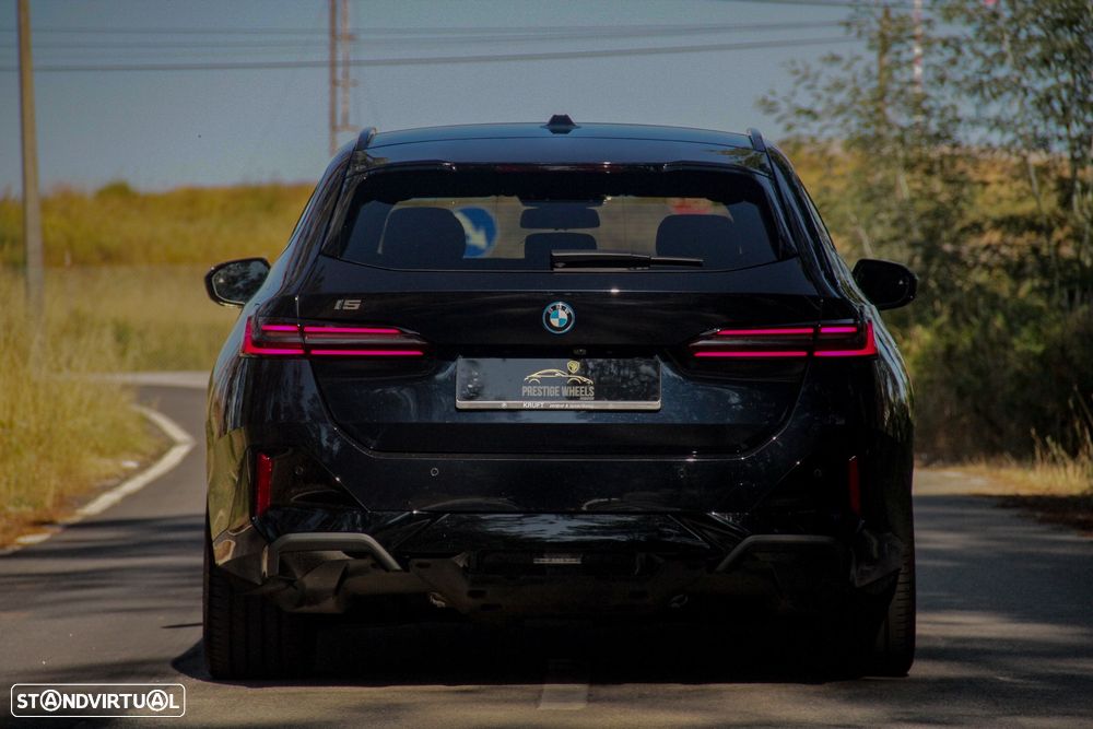 BMW i5 eDrive40 Pack Desportivo M Pro - 8