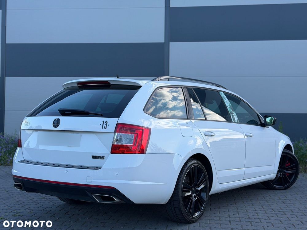Skoda Octavia 2.0 TDI RS - 11