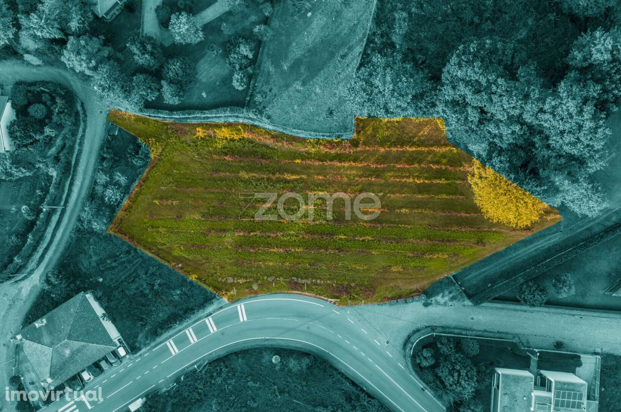 Terreno com 2750m2 em Figueiredo - Guimarães - Grande imagem: 2/16