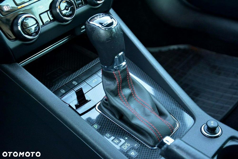 Skoda Octavia 2.0 TSI RS 230 DSG - 30