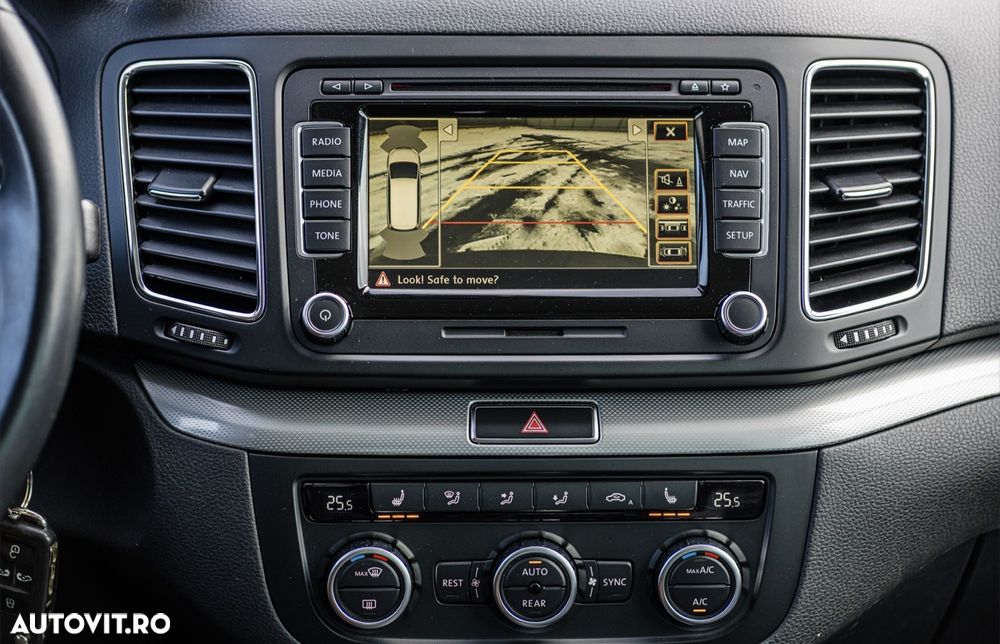 Volkswagen Sharan 2.0 TDI DSG BlueMotion Technology Life - 8