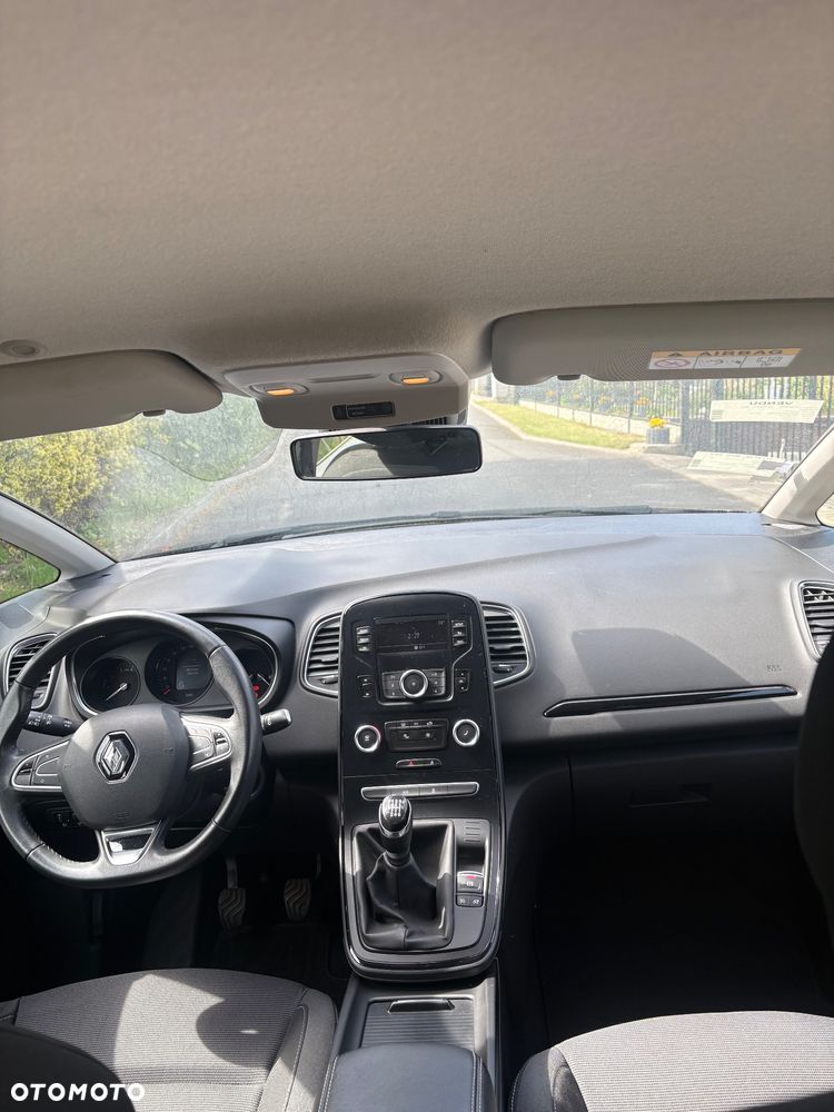 Renault Scenic - 19