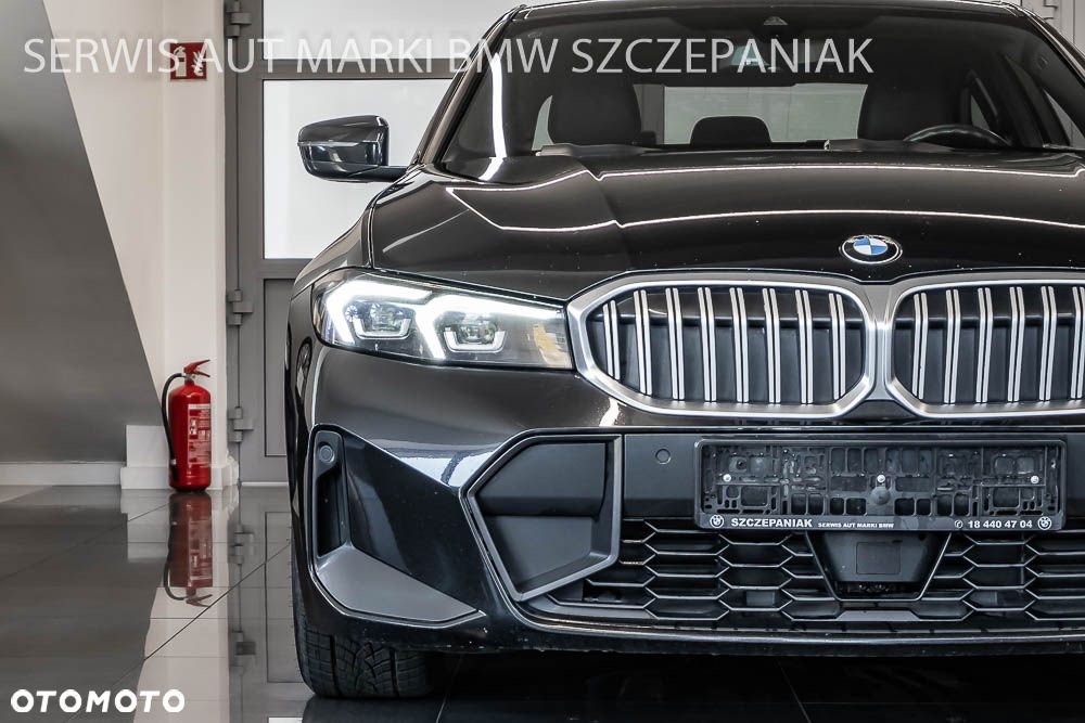 BMW Seria 3 320d xDrive mHEV M Sport sport - 3
