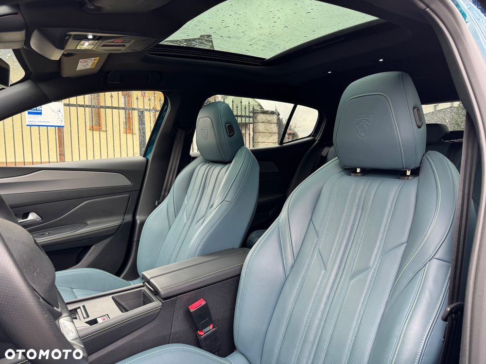 Peugeot 408 1.6 Plug-In Hybrid 225 Business e-DCS7 - 14