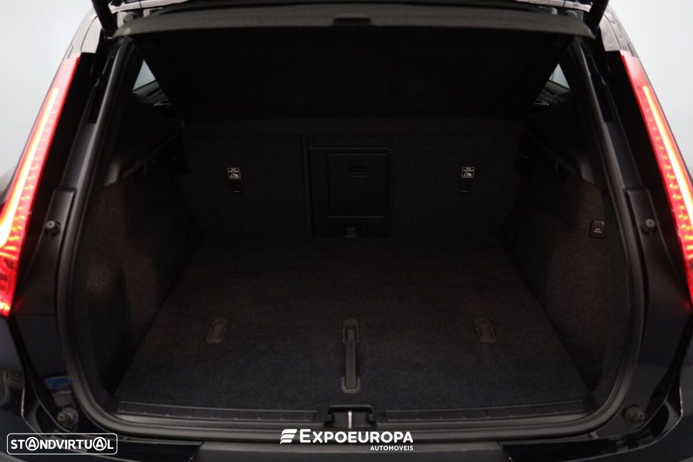 Volvo XC 40 1.5 T2 Plus Dark Auto - 7
