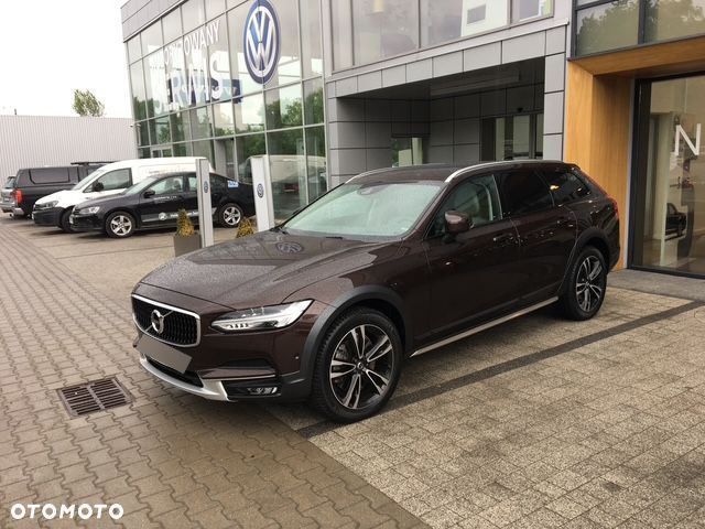 Volvo V90 D5 SCR AWD Momentum Pro - 2