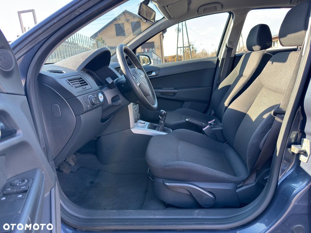 Opel Astra - 14