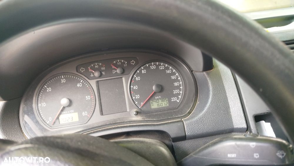 Volkswagen Polo 1.4 TDI Attractive - 6
