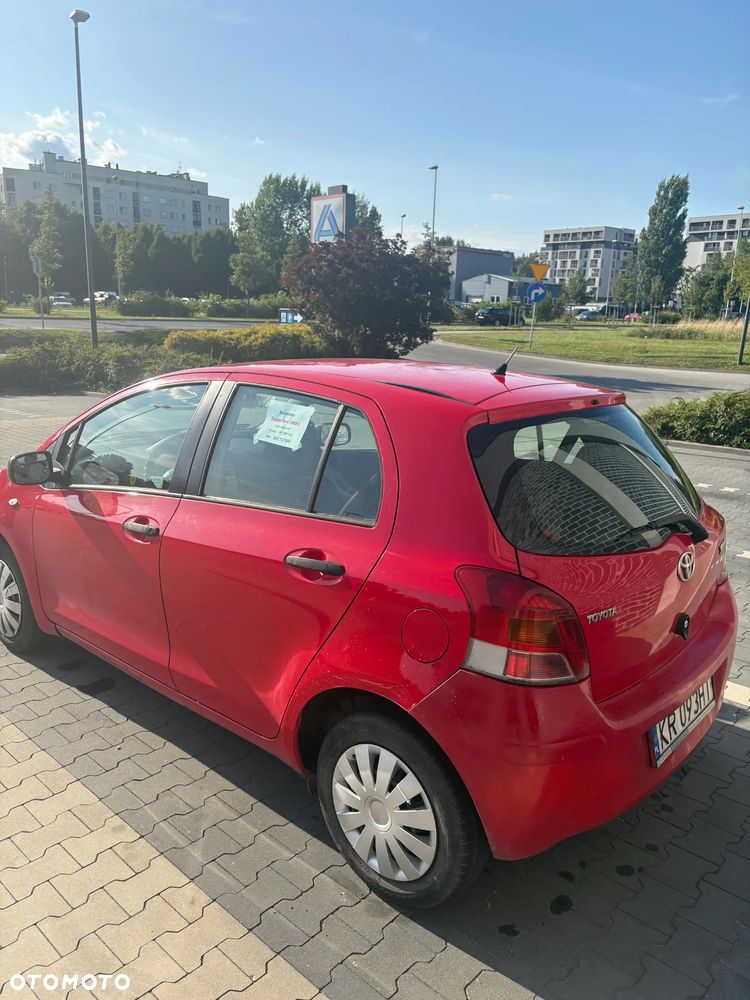 Toyota Yaris 1.0 Terra - 7
