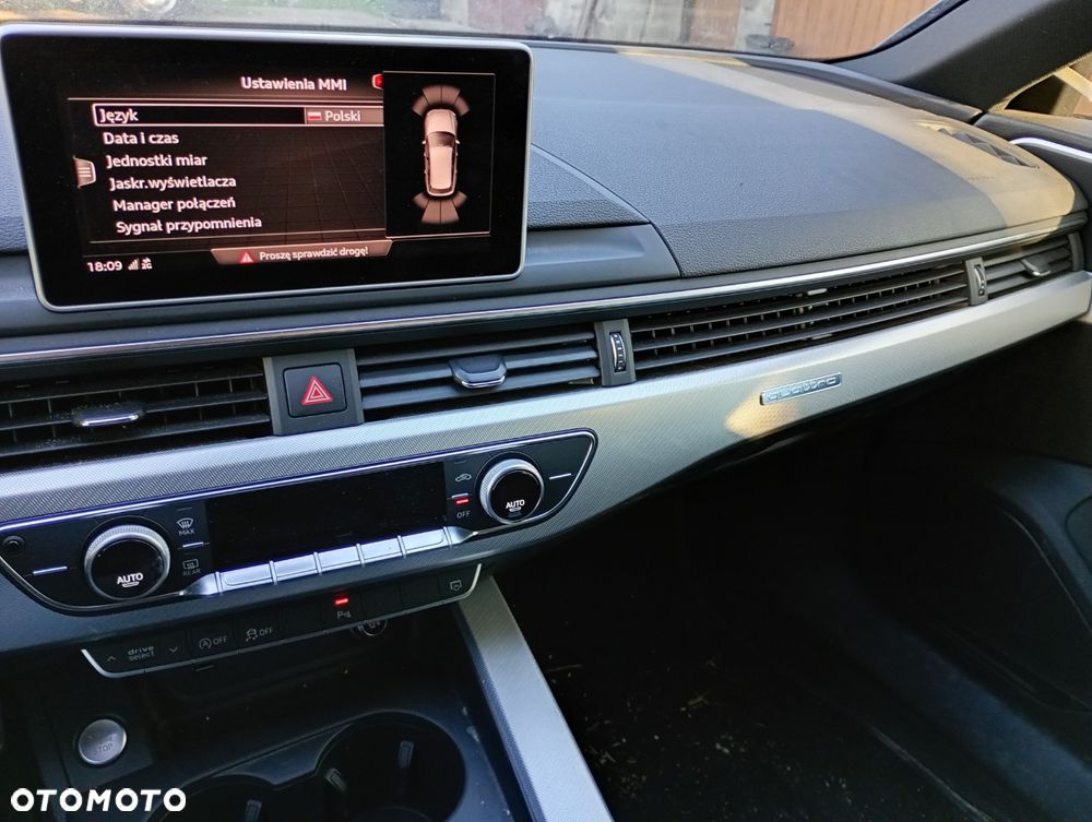 Audi A4 Avant 45 TFSI quattro S tronic design - 7