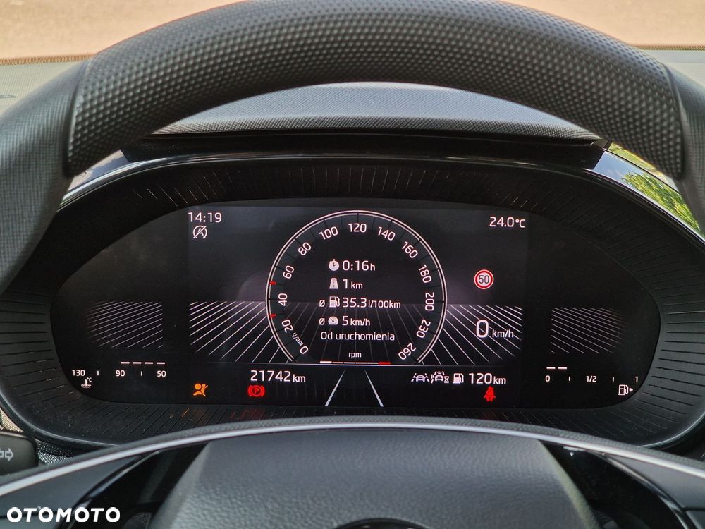 Skoda Fabia 1.0 TSI Selection - 28