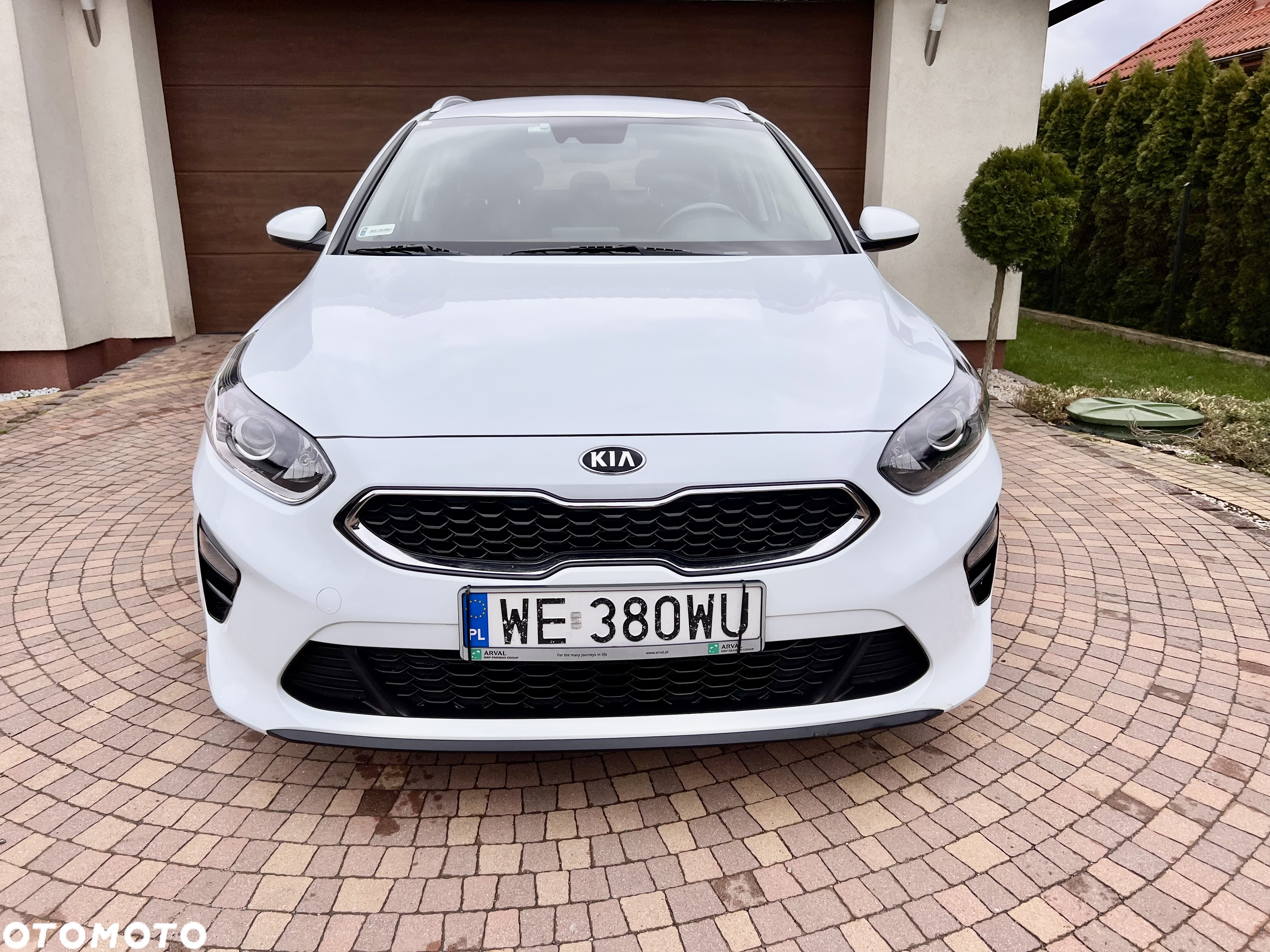 Kia Ceed 1.6 CRDi SCR M - 17