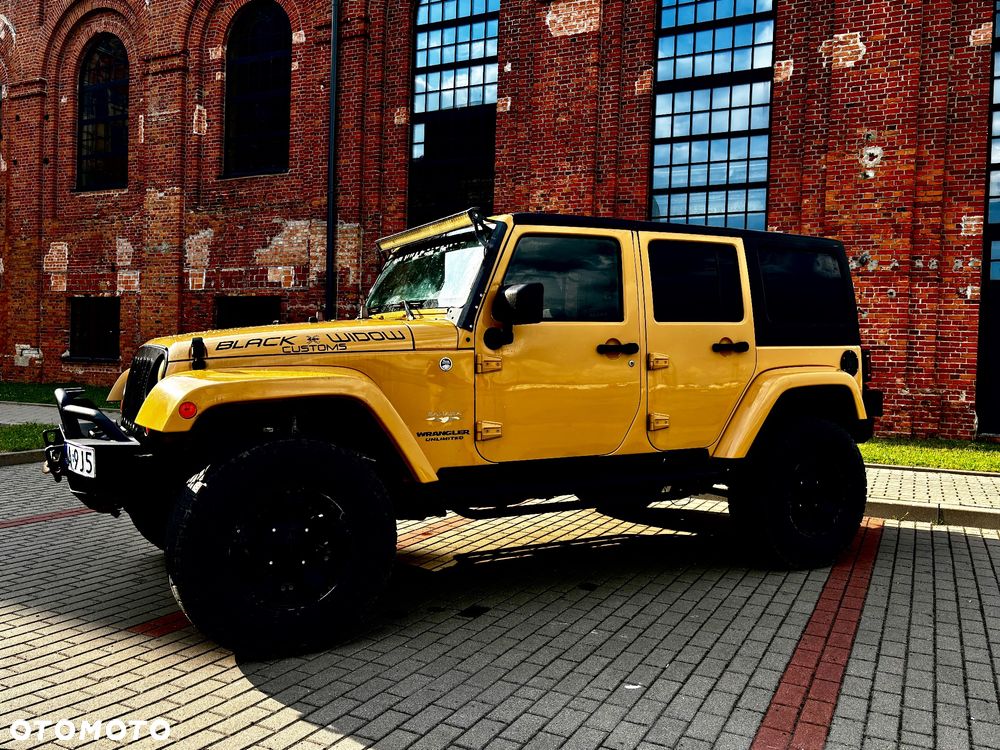 Jeep Wrangler 3.6 Unlim Sahara - 19