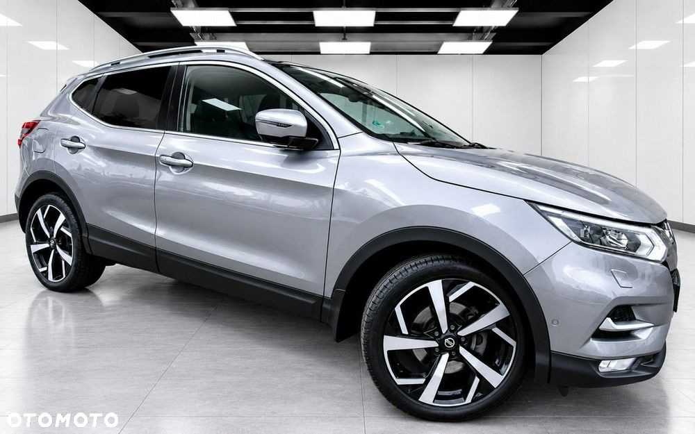 Nissan Qashqai 1.2 DIG-T Xtronic TEKNA+ - 30