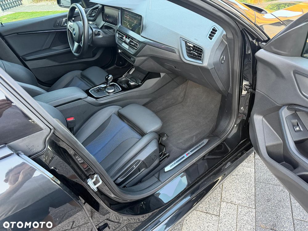 BMW Seria 2 218i M Sport - 10