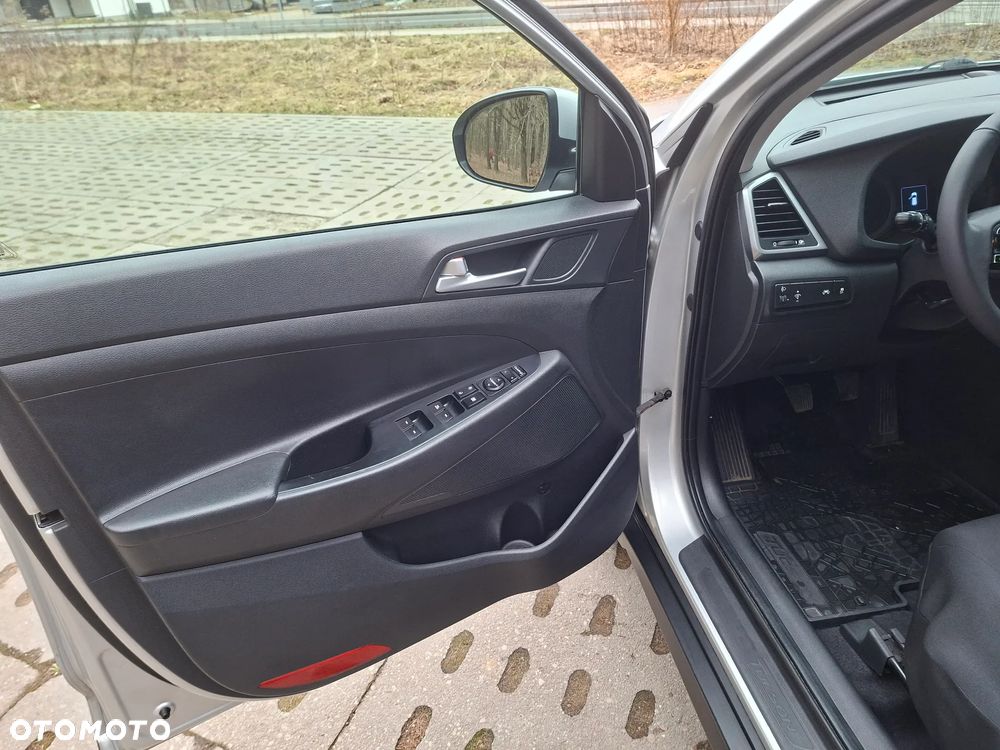 Hyundai Tucson 1.6 GDI BlueDrive Comfort 2WD - 11