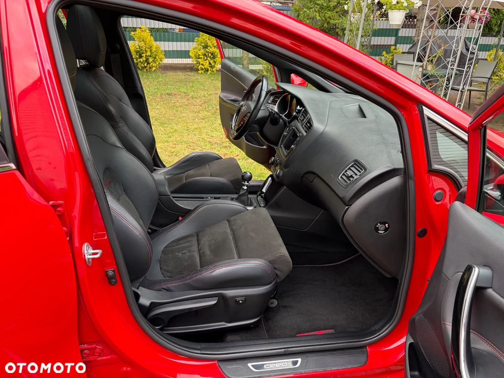Kia Ceed 1.6 T-GDI GT-Challenge - 9
