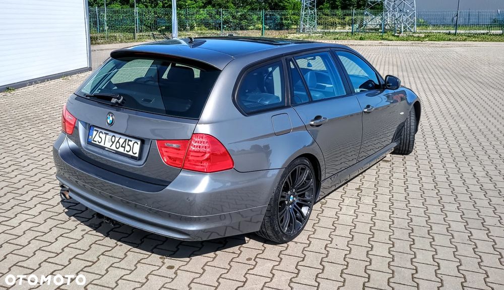 BMW Seria 3 318d Luxury Line - 4