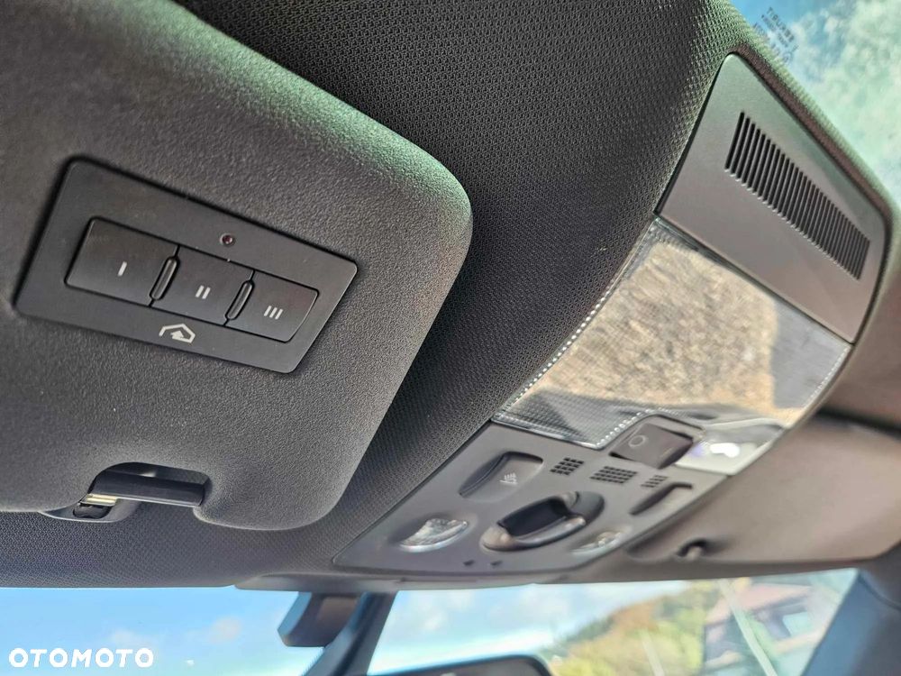 Audi A3 2.0 TDI DPF quattro S line Sportpaket - 22