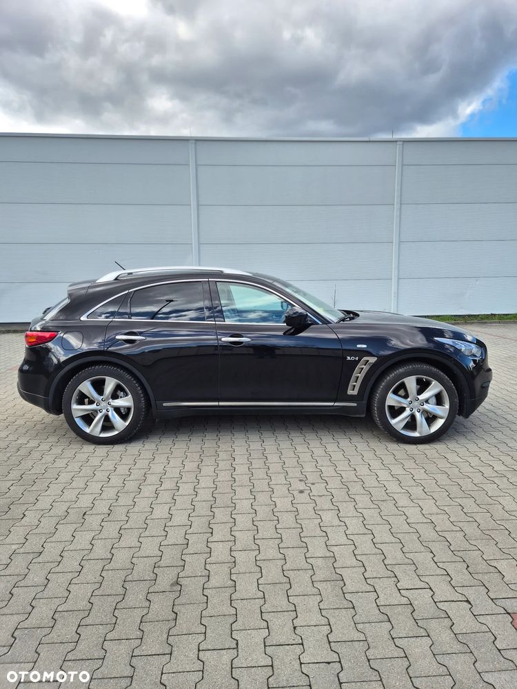 Infiniti Q70 3.0d S - 7