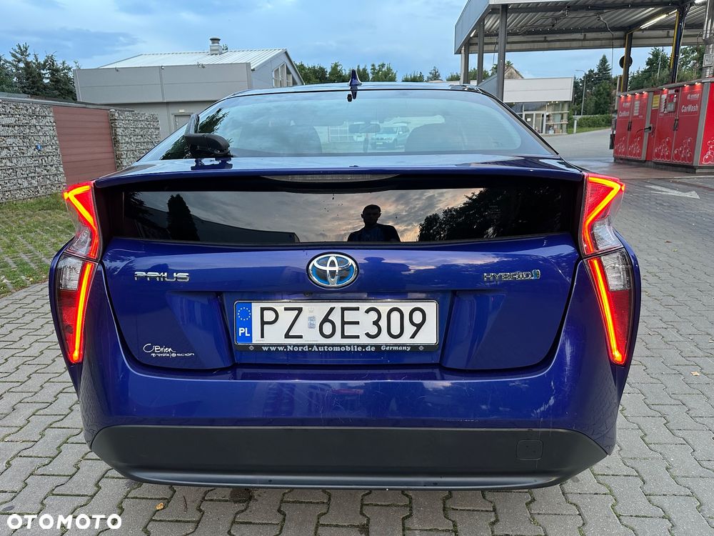 Toyota Prius - 7