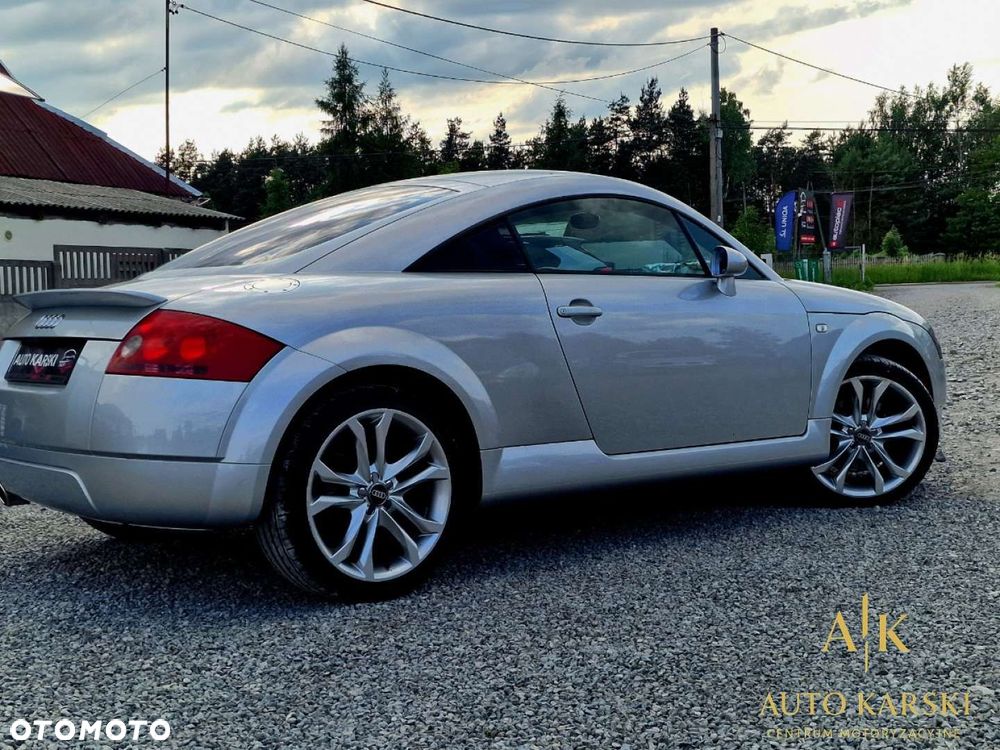 Audi TT Coupé - 11