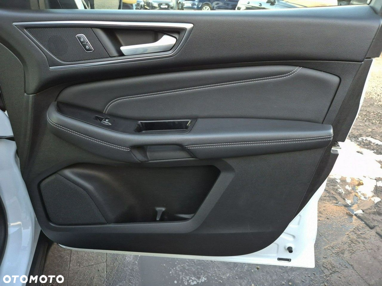 Ford S-Max - 26
