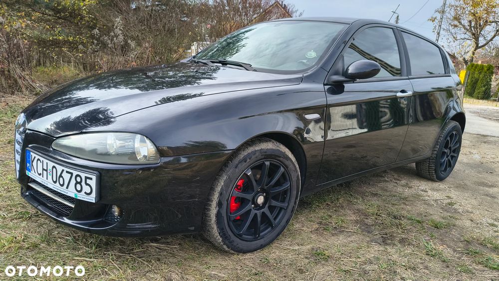 Alfa Romeo 147 1.6 Twin Spark ECO Distinctive - 2