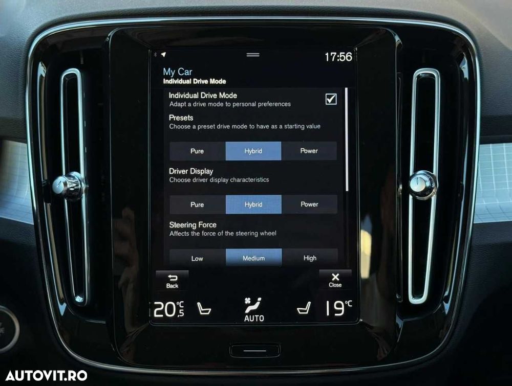 Volvo XC 40 Recharge T4 Twin Engine AT7 Inscription Expression - 30