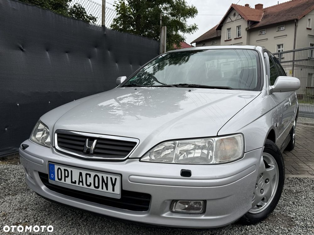 Honda Accord 2.0 ES - 1