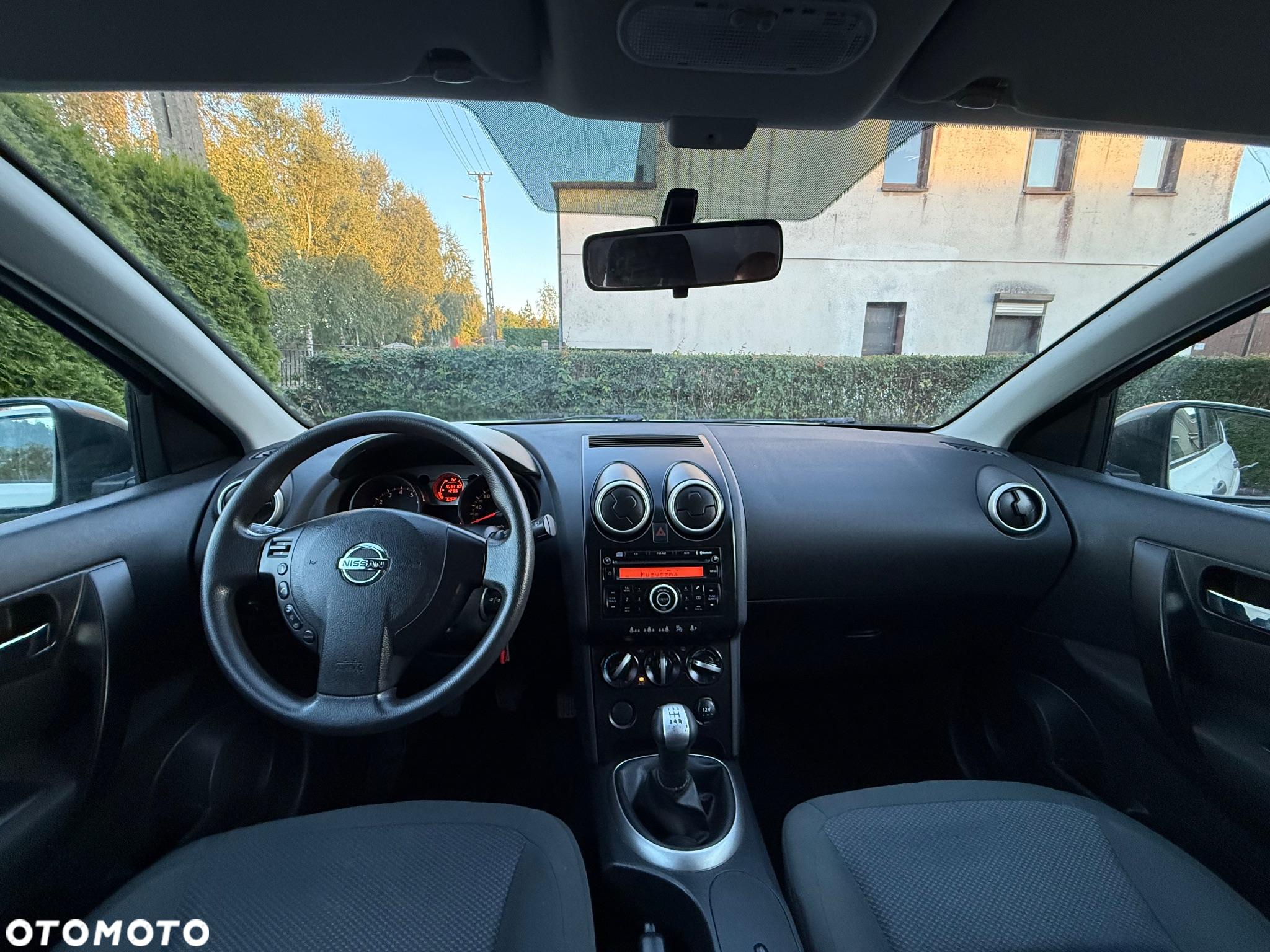 Nissan Qashqai - 25