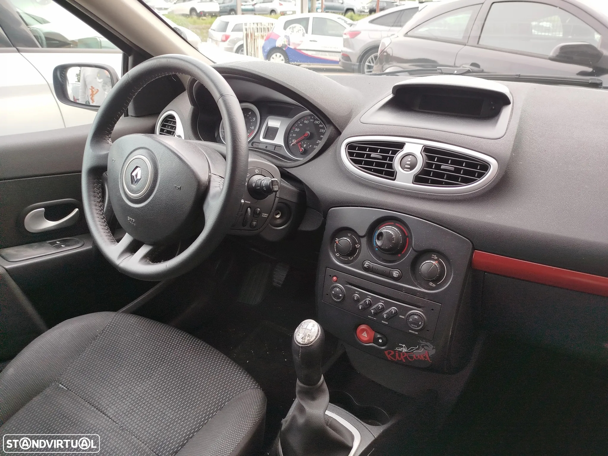 Renault Clio 1.2 16V Rip Curl - 9