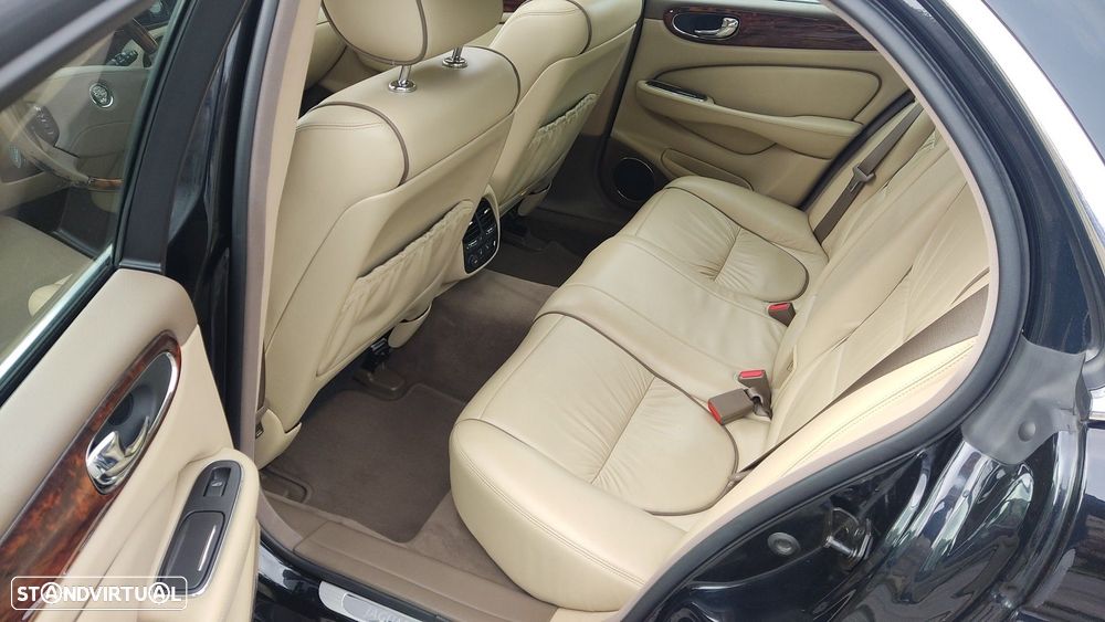 Jaguar XJ XJ6 2.7 D V6 Executive - 20