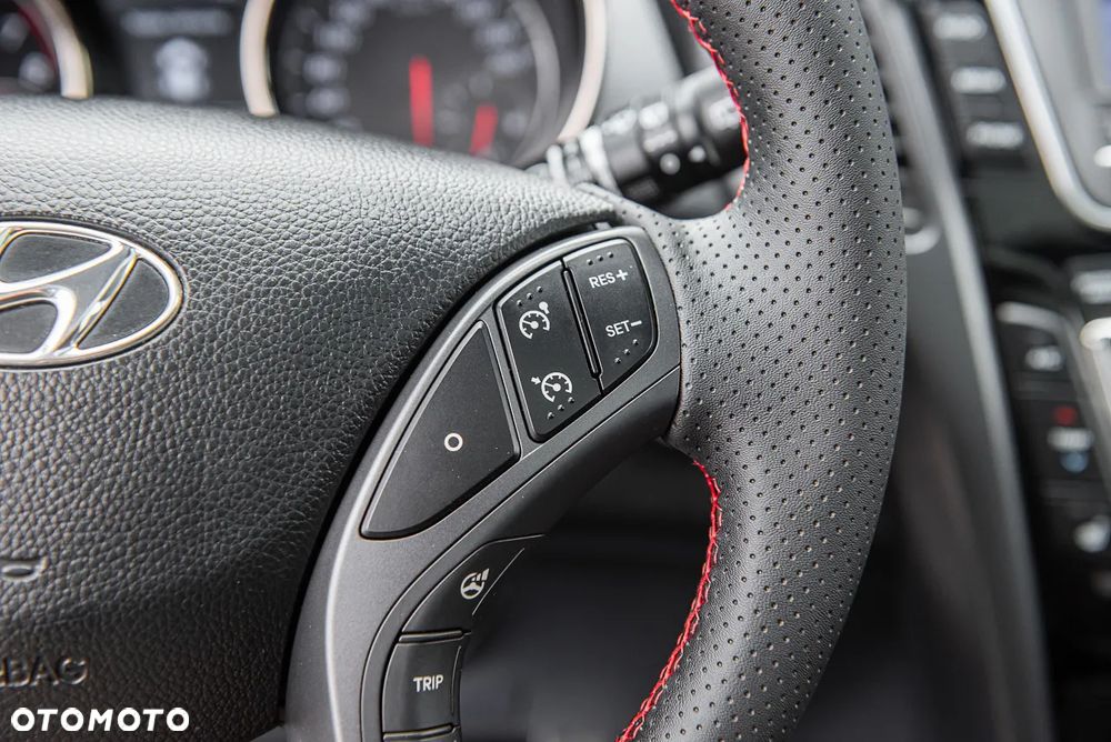 Hyundai i30 1.6 T GDI Turbo - 20