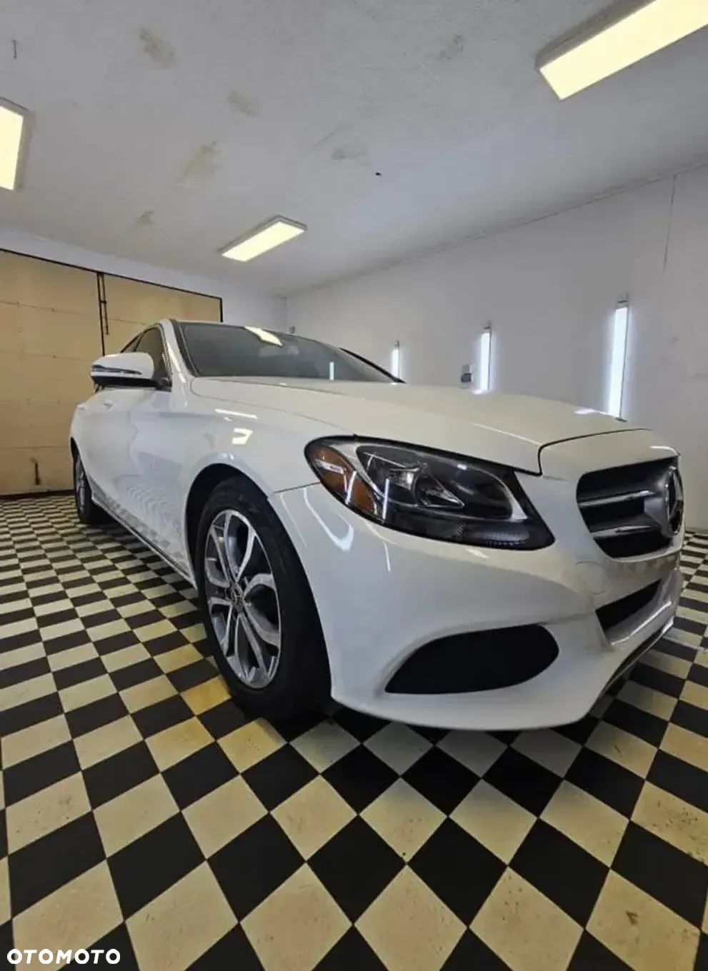 Mercedes-Benz Klasa C 300 7G-TRONIC - 1