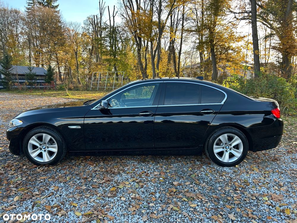 BMW Seria 5 520d Luxury Line - 3