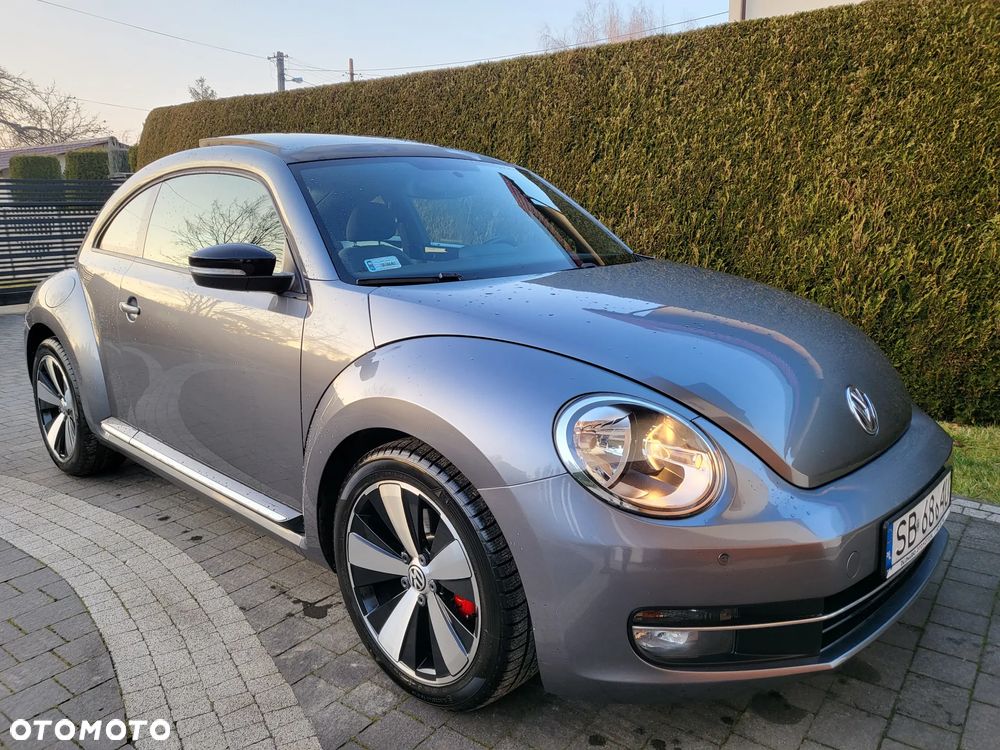 Volkswagen New Beetle - 2
