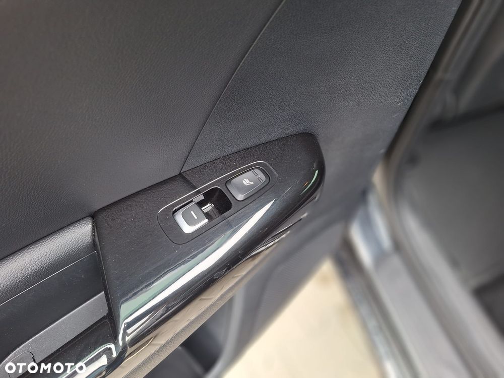 Kia Sportage 1.6 CRDI MHEV Black Edition 2WD DCT - 20